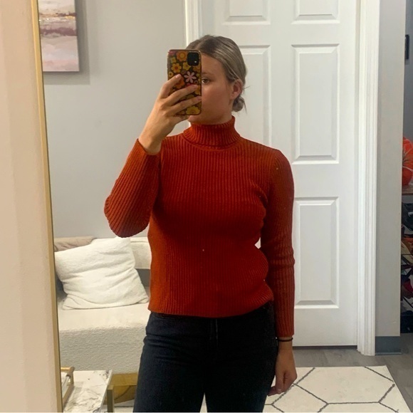 St John Sweater Turtleneck Ribbed In Burnt Orange